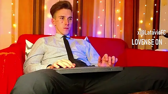 Midnighter_ live sex cam