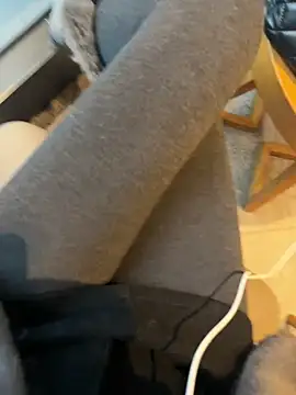 yimisun01's cam snapshot