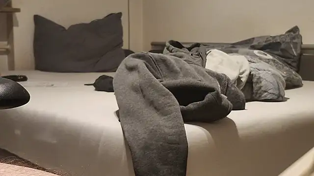Alphapimmelchen live sex cam