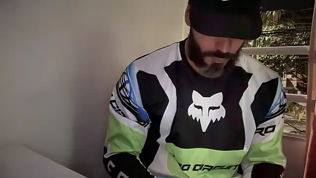 romeolovedark live sex cam