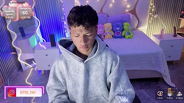 Ette_tay live sex cam