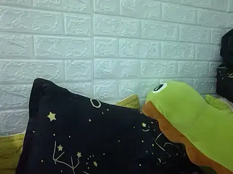 May2k2's cam snapshot