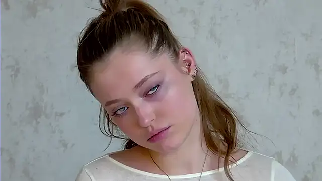 AshleyD_'s cam snapshot