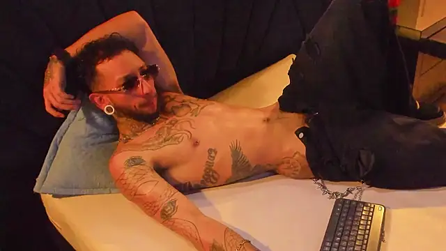 axel_valtier's cam snapshot