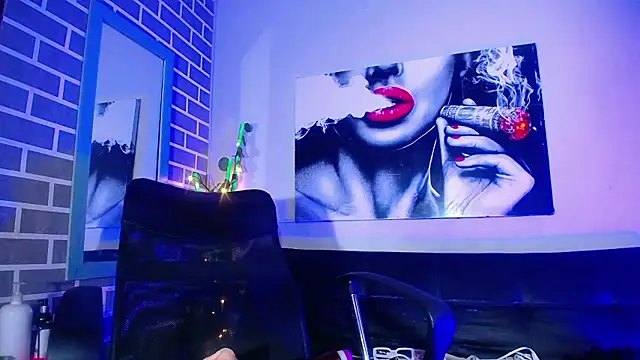 Kityy_cum18's cam snapshot