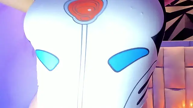 megan_whitee__'s cam snapshot