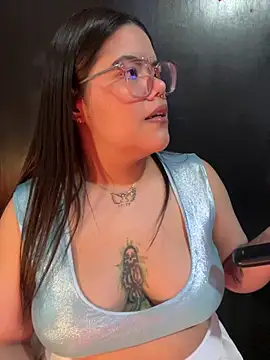 GabrielleMarsh1's cam snapshot