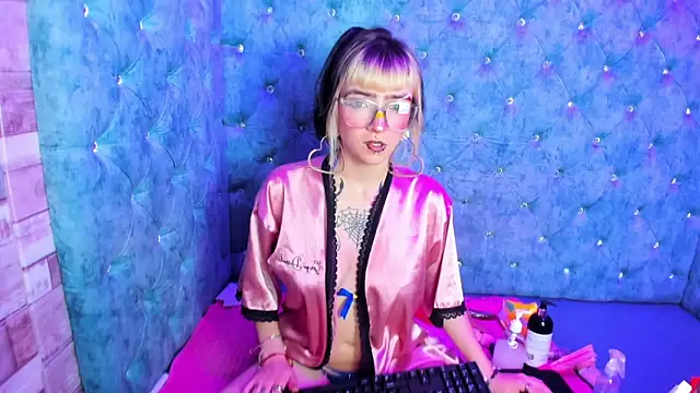 Samantha_Smiith's cam snapshot