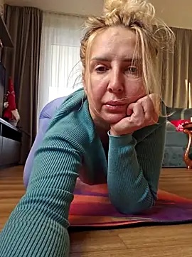 MariaRichi_'s cam snapshot