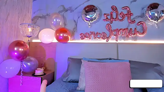 ValSmith_'s cam snapshot