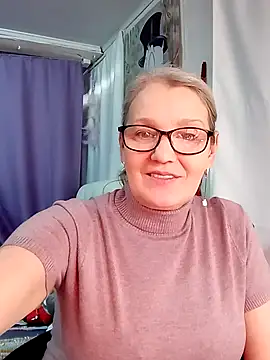 irinamaux live sex cam