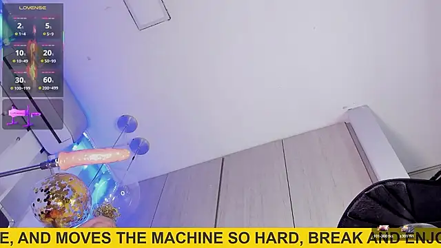 ValentinoMoreti live sex cam