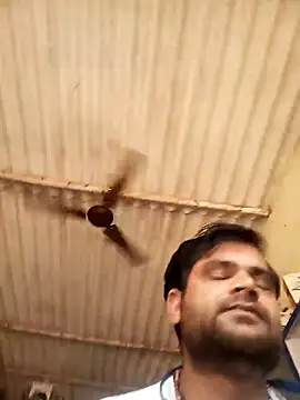 Priynkarani live sex cam