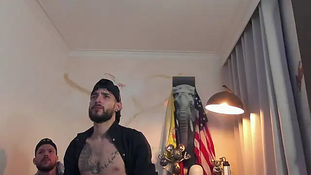 bakersboyssexys live sex cam