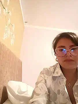 NaYa_90 live sex cam