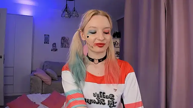 Tiffany_Paw's cam snapshot