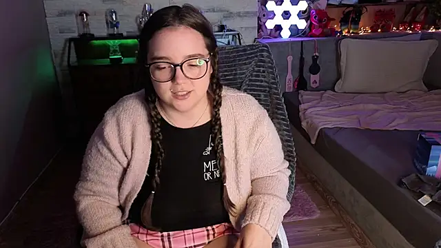 Kimberly-Caprice live sex cam