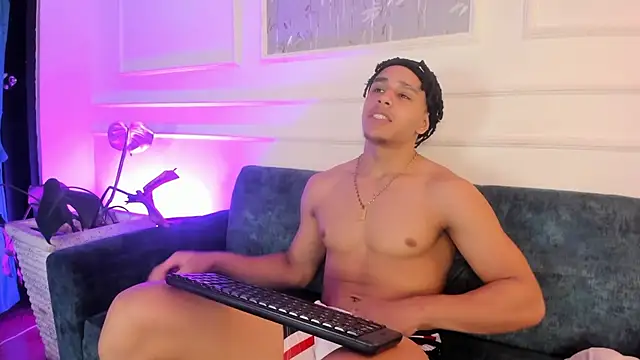 Adrian_Volt live sex cam