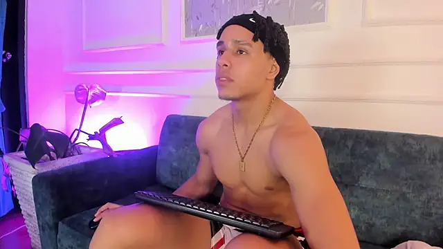 Adrian_Volt's cam snapshot