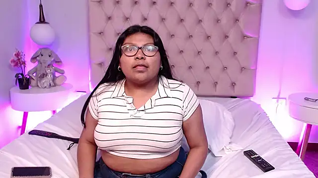 Kiri_Black_'s cam snapshot