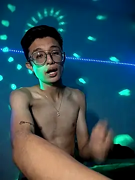 SantiagoRusso18's cam snapshot