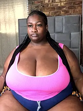 bustytitsxxx live sex cam