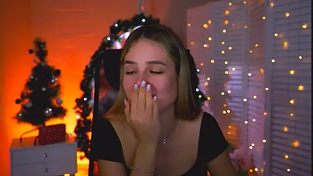 DeboraLarson's cam snapshot