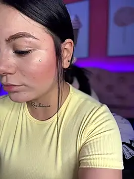 Megaan__More's cam snapshot