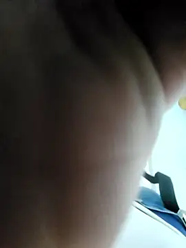 2tomka52052sex live sex cam