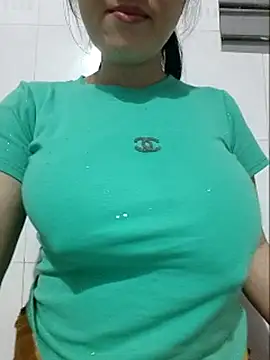 Shine_Mai's cam snapshot