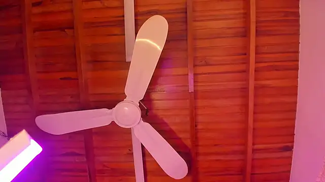 Gabby_Haze's cam snapshot