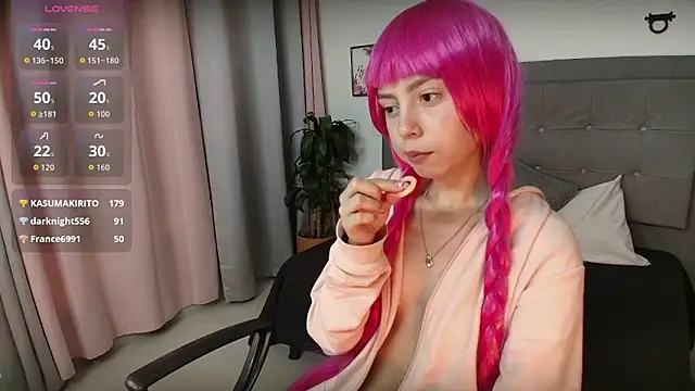 Natalye_23's cam snapshot