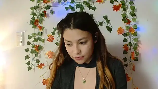 3littleschoolteens's cam snapshot