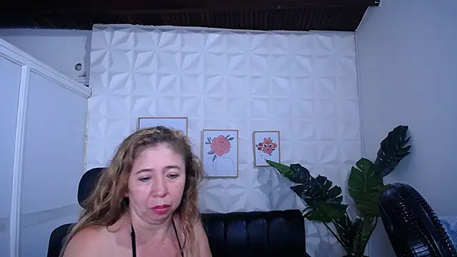 Valentinaa_mature's cam snapshot