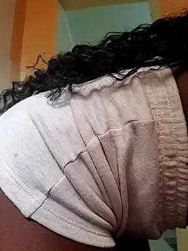 julietunderwoood's cam snapshot