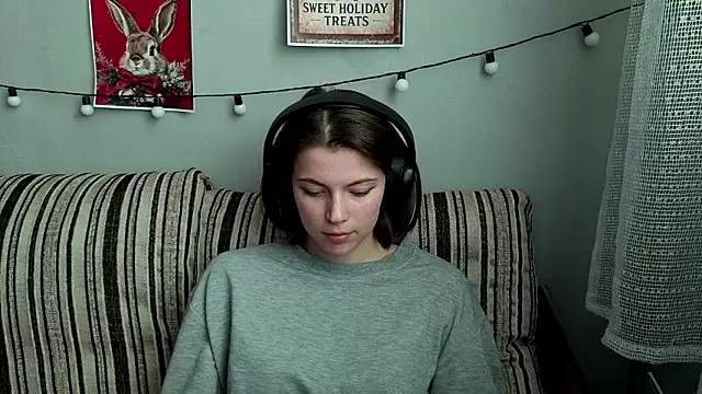 CutieAnny's cam snapshot