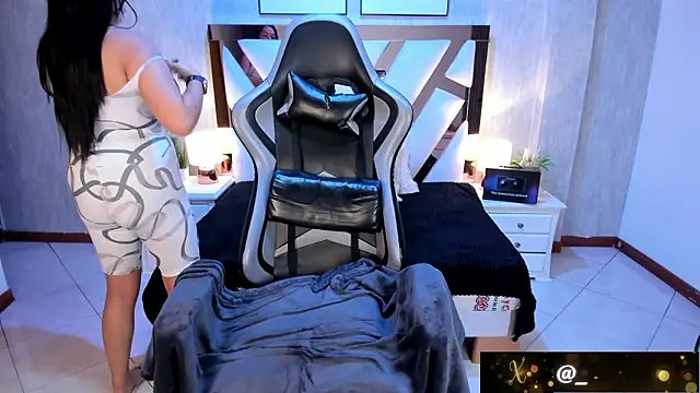 Lia_Simons's cam snapshot