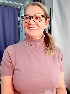 irinamaux live sex cam