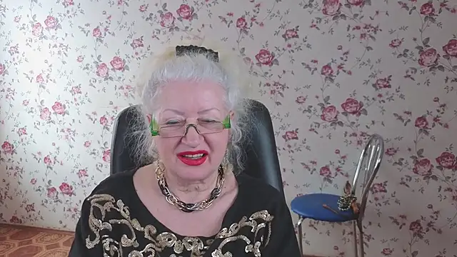 Maya_Mayflower's cam snapshot