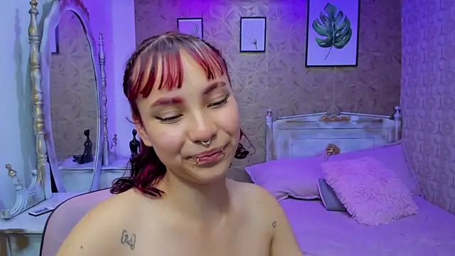 Megane_whitte's cam snapshot