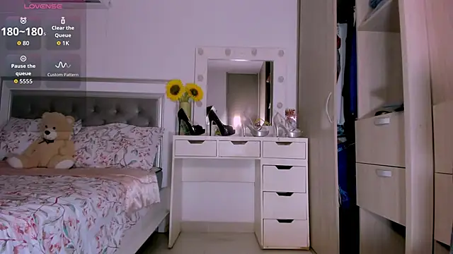 sharonDulce's cam snapshot