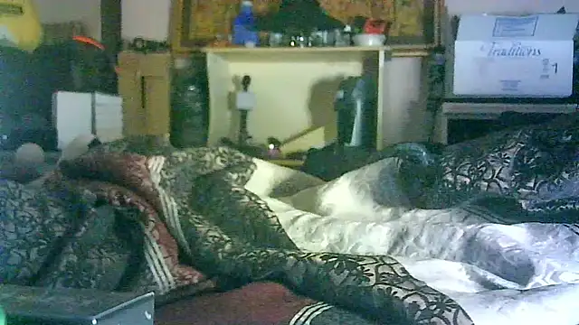 ON3YOULLN3VER_FIR3's cam snapshot