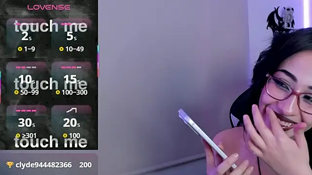 vampy_dolll's cam snapshot