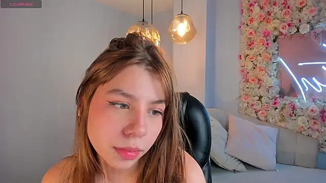 TiffannySins's cam snapshot