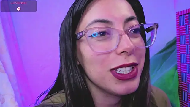 Miranda_sexlove_'s cam snapshot