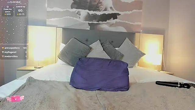 Aprillbrunette's cam snapshot