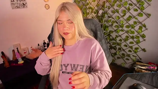 Amy_hoy69's cam snapshot