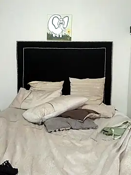 contagiousqueen's cam snapshot