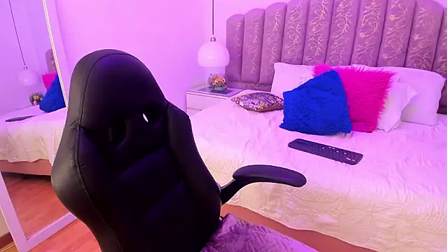 Amy_Ferreira's cam snapshot