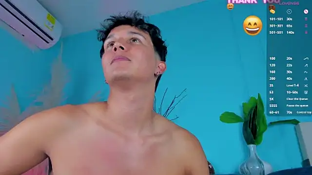 Leo_Savage_'s cam snapshot